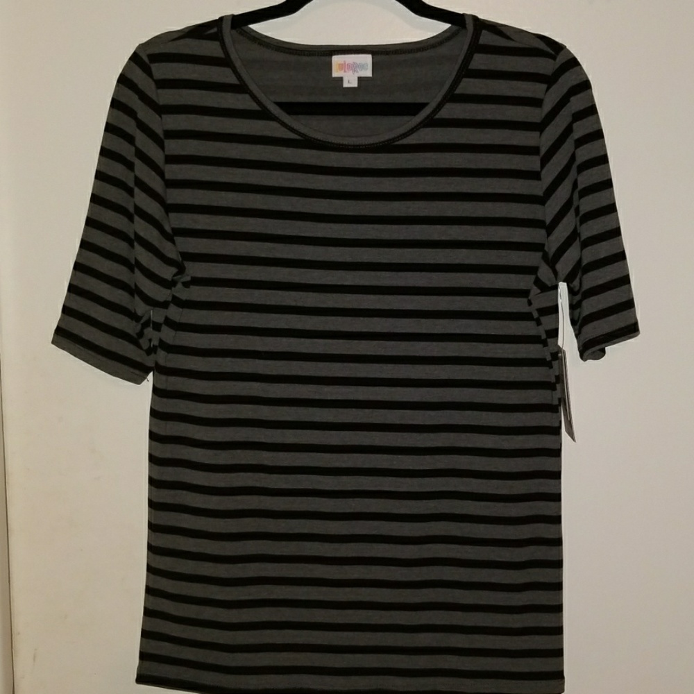 NWT Large Lularoe Gigi Top